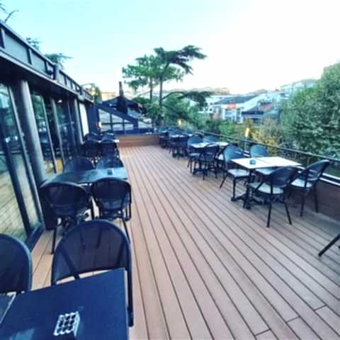 Kafe zemin deck kompozit