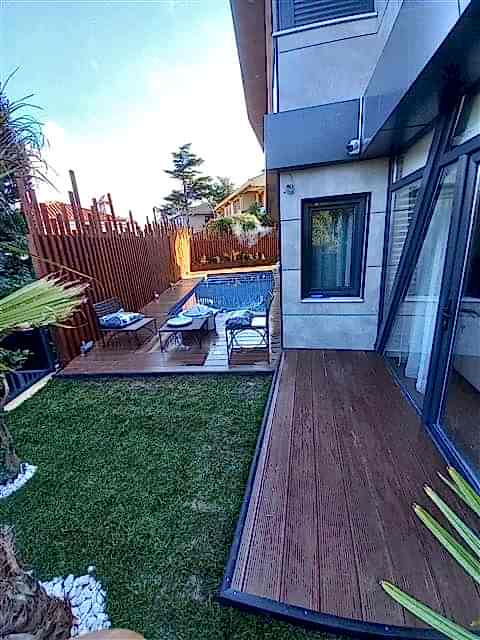 Özel havuz kenarı ahşap kaplama