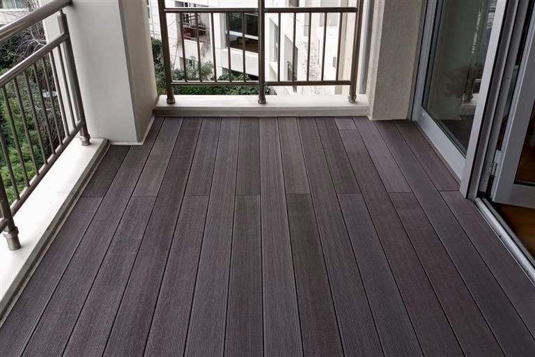 Balkon Zemin Kaplama.