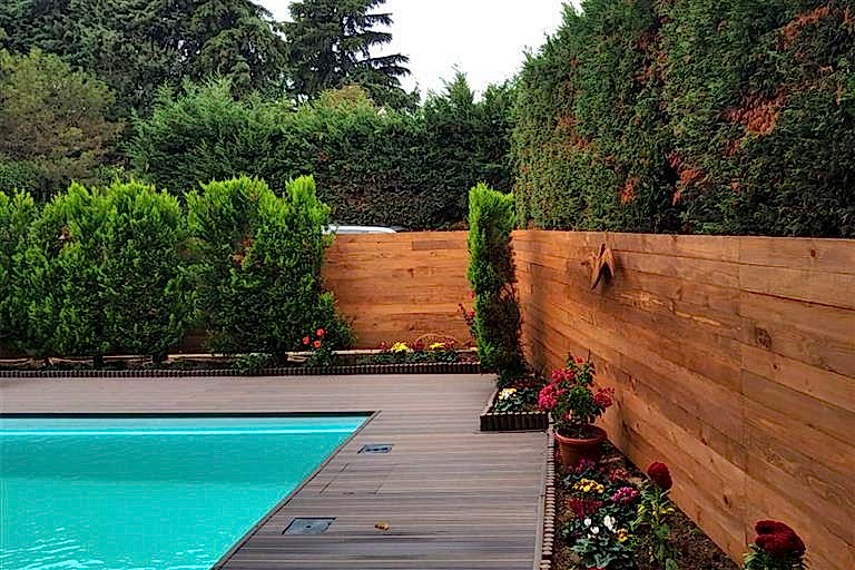 Havuz Kenarı Zemin Kaplama.